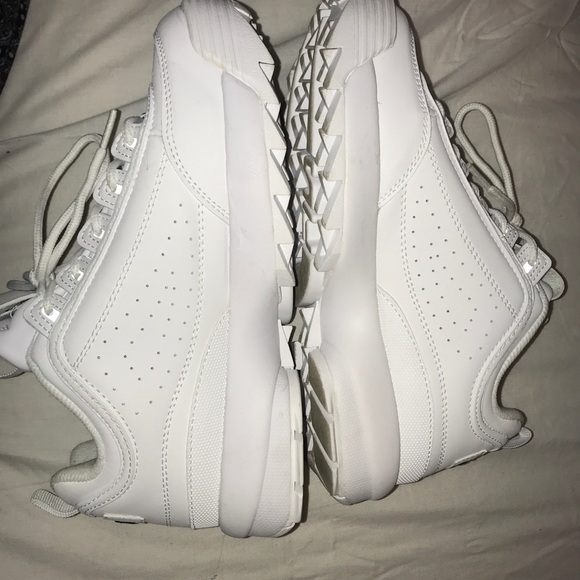 FILA Disruptor II - Picture 3 of 5